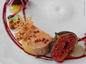 Foie Gras mi-cuit / Sarrasin torréfié / Figues / Betteraves / Cardamone