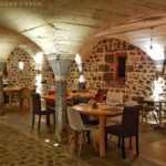Edgar, Marceline & Cie - salle du restaurant des Volca'lodges